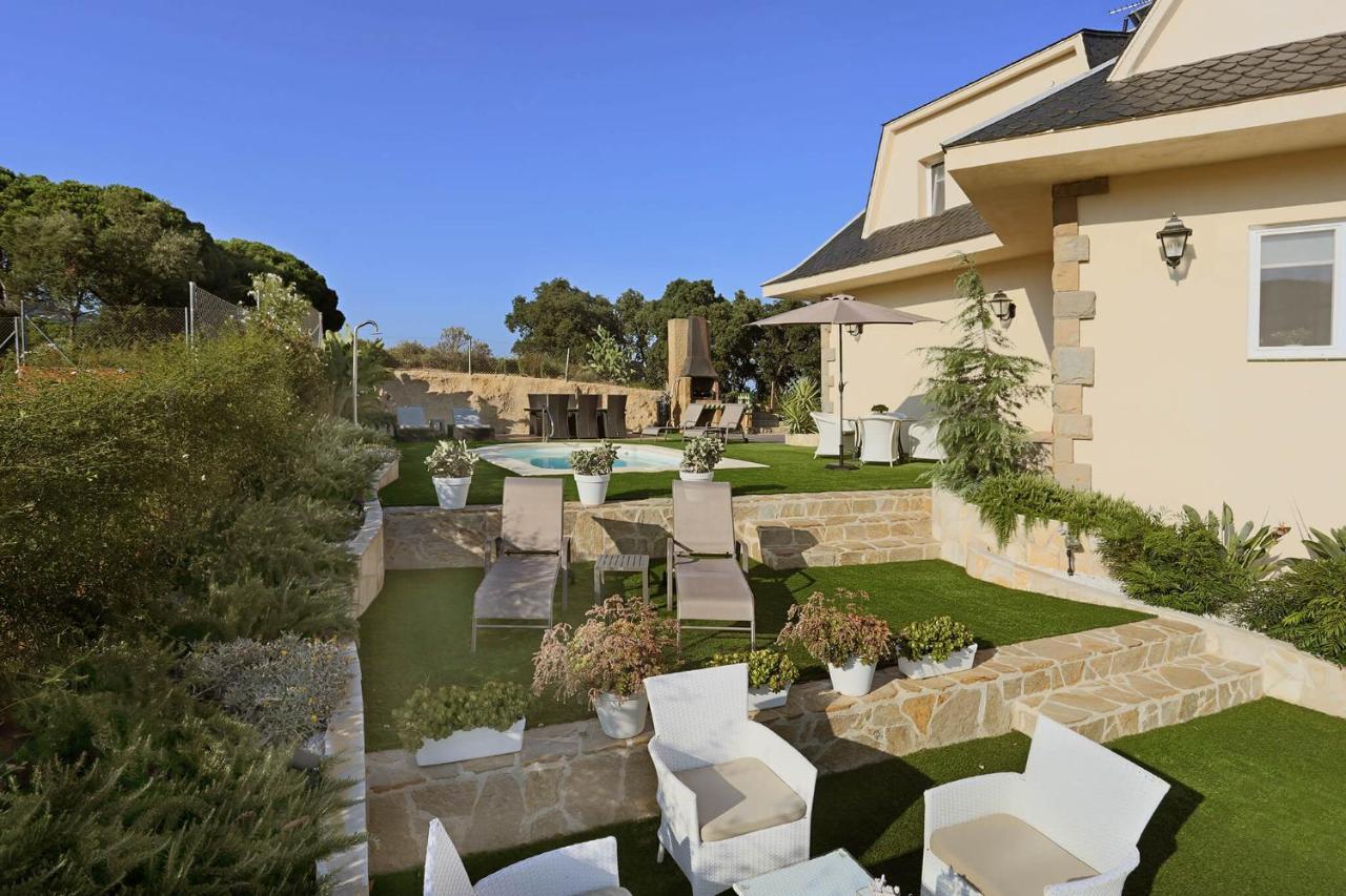 Homestay Villa Estrella - Costa Brava كاليليا المظهر الخارجي الصورة